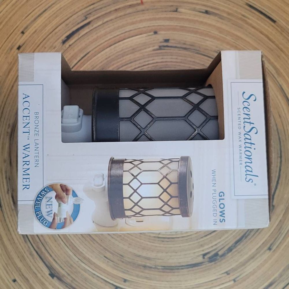 ScentSational Bronze Lantern Warmer
    NWT